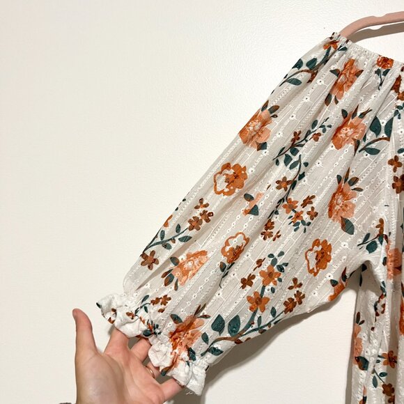 Solitaire Womens Off Shoulder Peasant Blouse Size M Ivory Floral Ruffle Bohemian - Picture 3 of 7